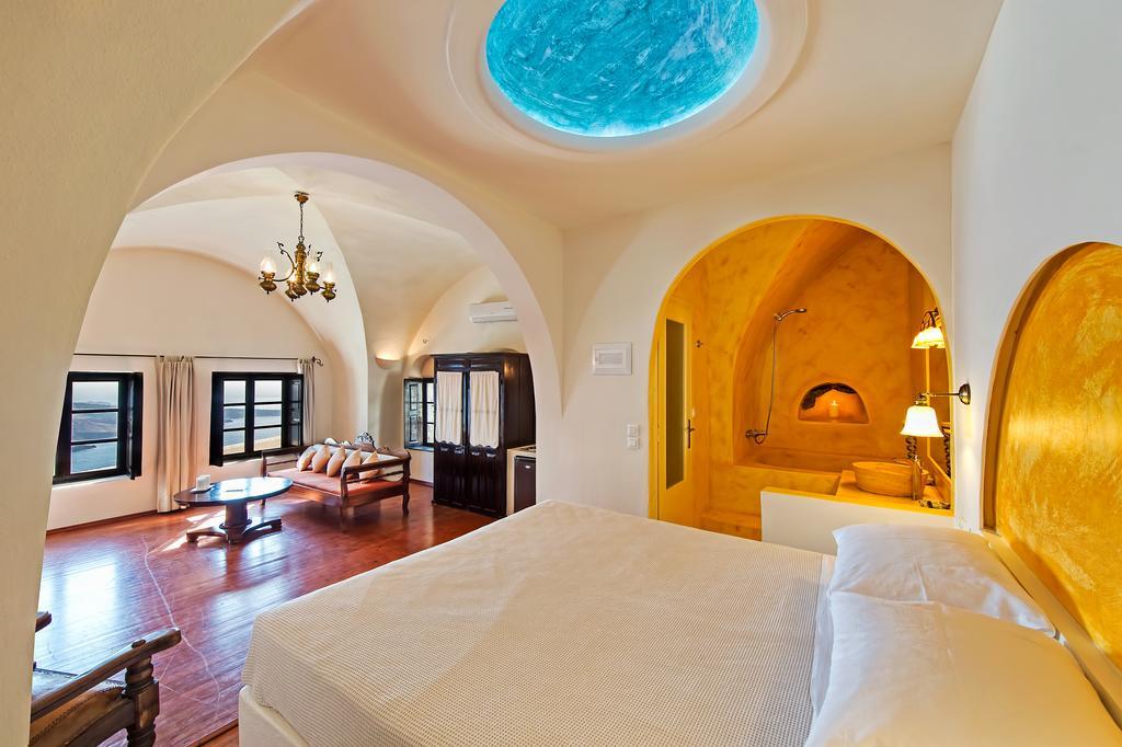 Lava Suites & Lounge Фира Екстериор снимка