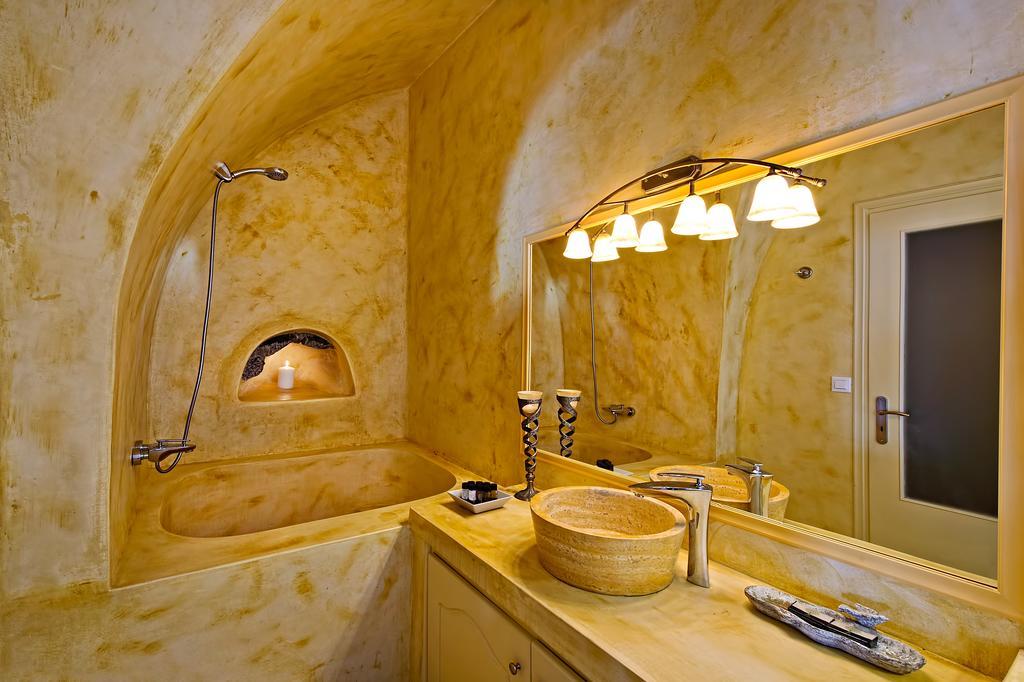 Lava Suites & Lounge Фира Екстериор снимка