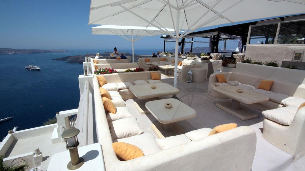 Lava Suites & Lounge Фира Екстериор снимка